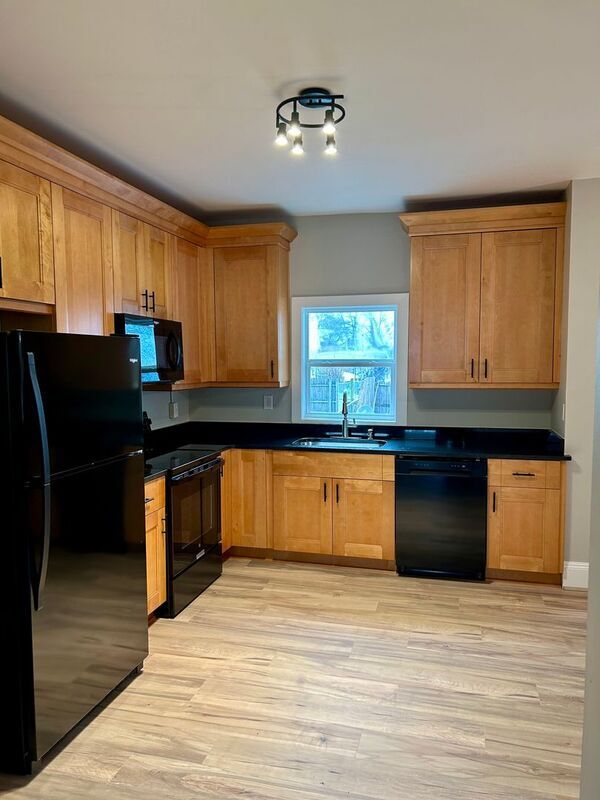 Foto del edificio - 1909 Rose Ave