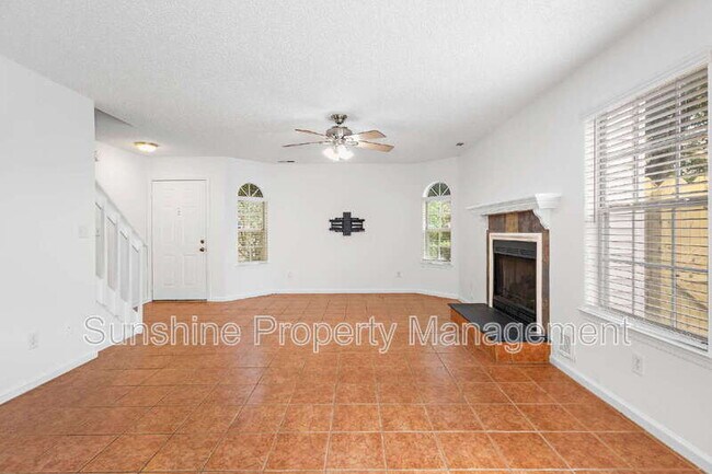 Foto del edificio - 4829 Shallowford Cir