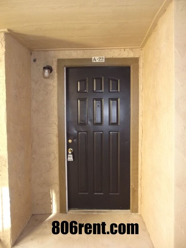 Foto del edificio - 1 Bedroom, 1 Bath with Carport - Raintree Manor Condo