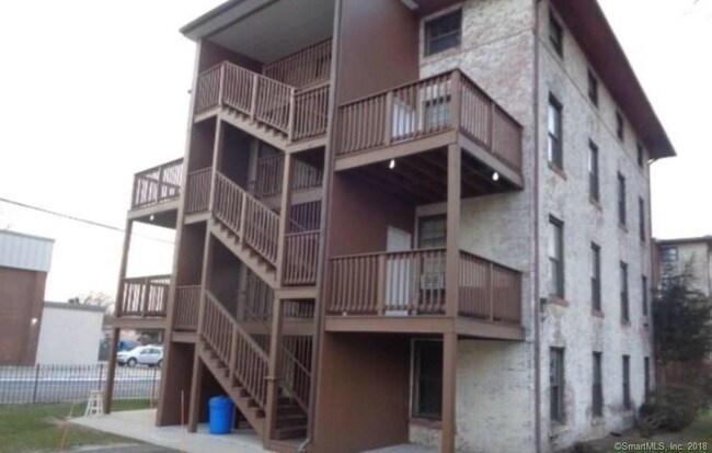 Foto del edificio - 68 Van Block Ave