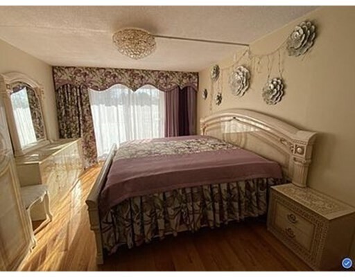 Building Photo - 65 McCormick Terrace