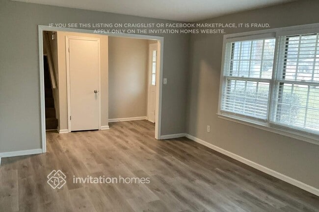 Building Photo - 2360 Sandgate Rd SW