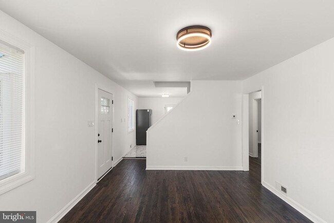 Building Photo - 8723 Lackawanna Ave