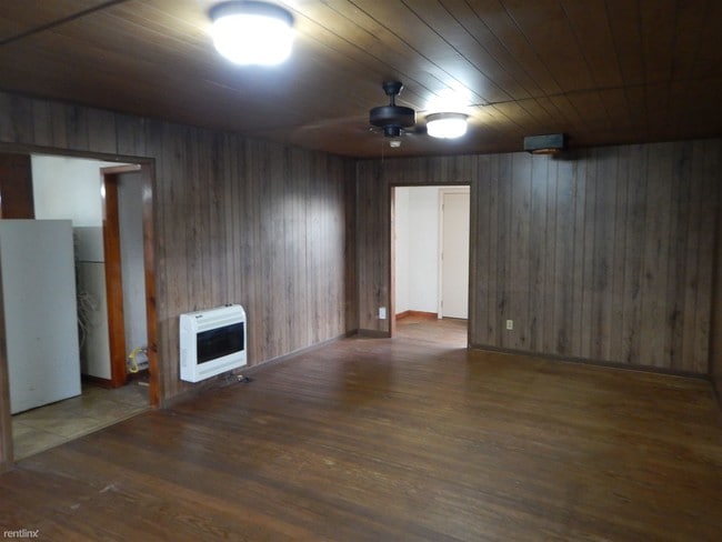 Building Photo - 2 br, 1 bath House - 1888 FM 1696