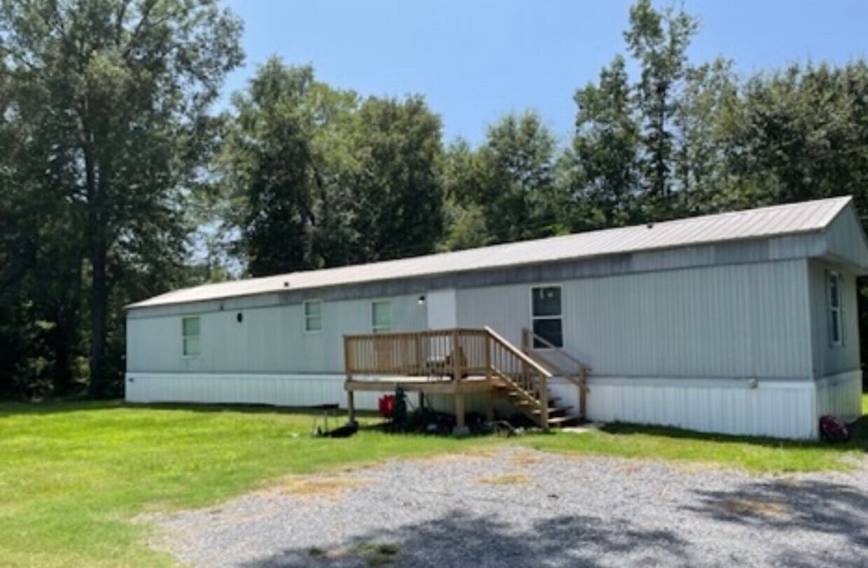 476 N Forest St, Plain Dealing, LA 71064 House Rental in Plain