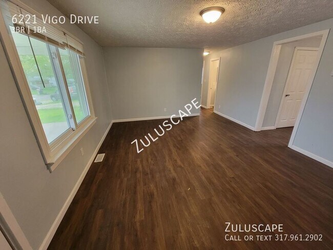 Foto del edificio - Quiet 3/1 in Clayton IN Half off first mon...