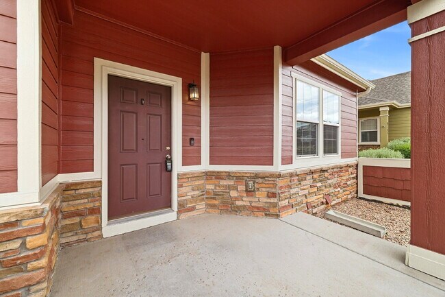 Building Photo - $2,340.95- 3 Bed, 2.5 Bath Home in Co. Springs with Central AC and 2 Car Garage!