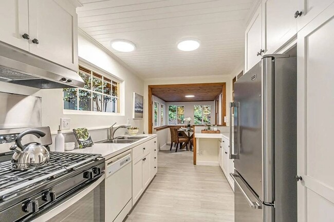 Building Photo - 4865 Highway 9