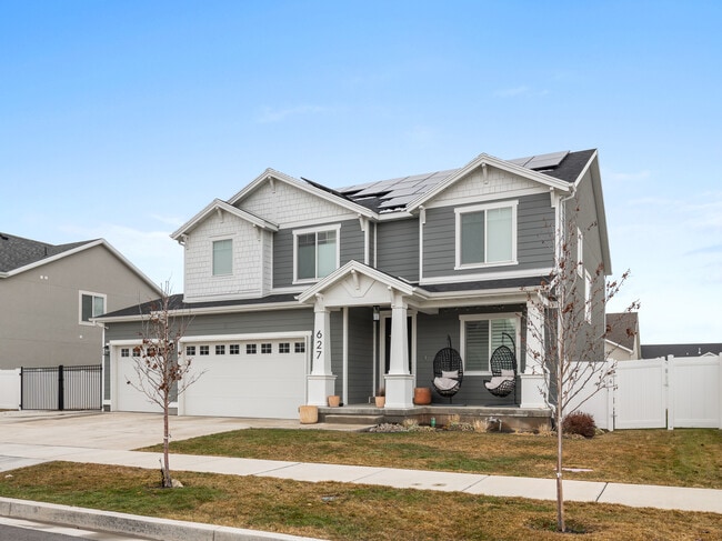 Building Photo - 627 S Meade St