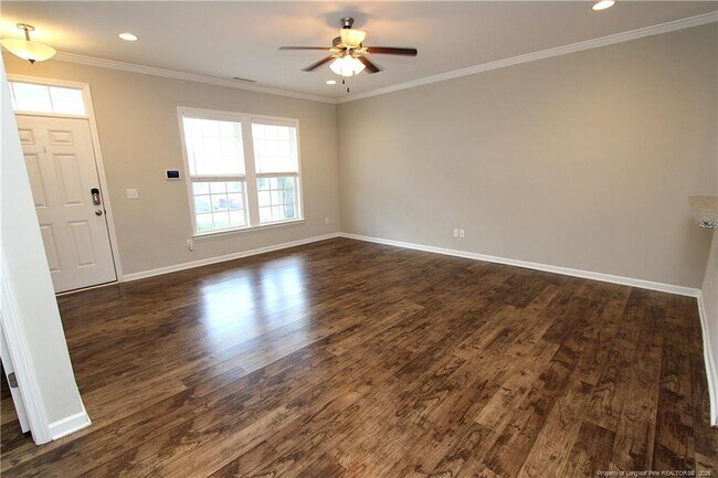 Building Photo - 1043 Myers Point Dr