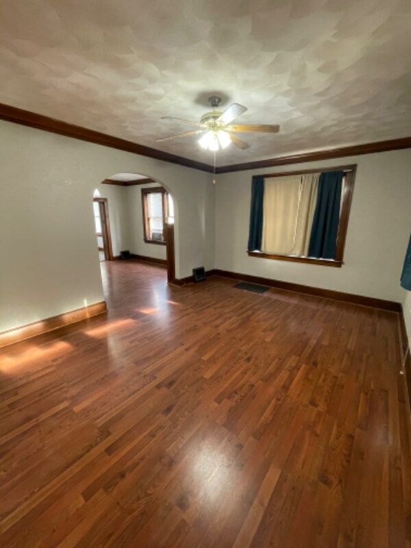 Foto del edificio - 3023 W Main St