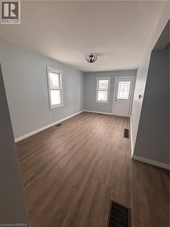 Building Photo - 364 Pleasant Ridge Rd