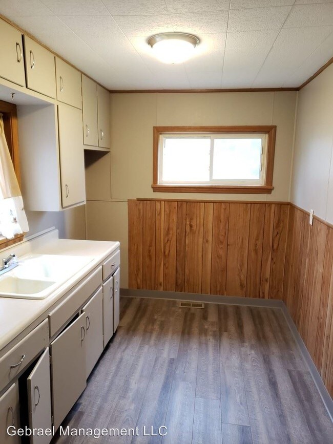 Foto del edificio - 3 br, 1 bath House - 4115 E. Stanley Rd.