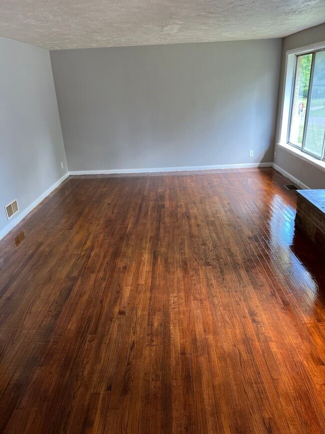 Building Photo - Cornell Duplexes