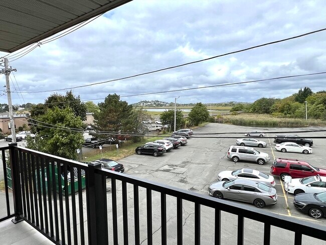 Foto del edificio - 1000 Governors Dr