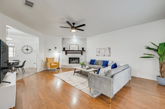 Building Photo - 3913 Baywatch Dr