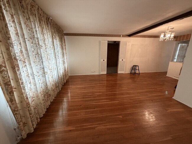 Foto del edificio - 9000 Clarion Dr