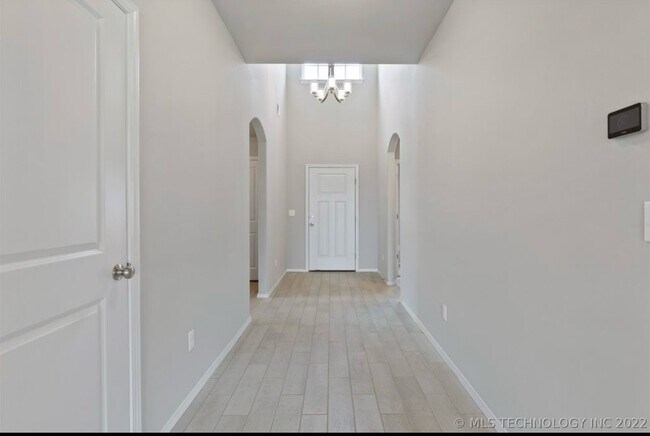 Foto del edificio - 3809 S 12th Pl