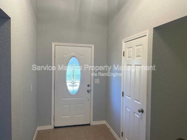 Foto del edificio - 5067 Serry Ln