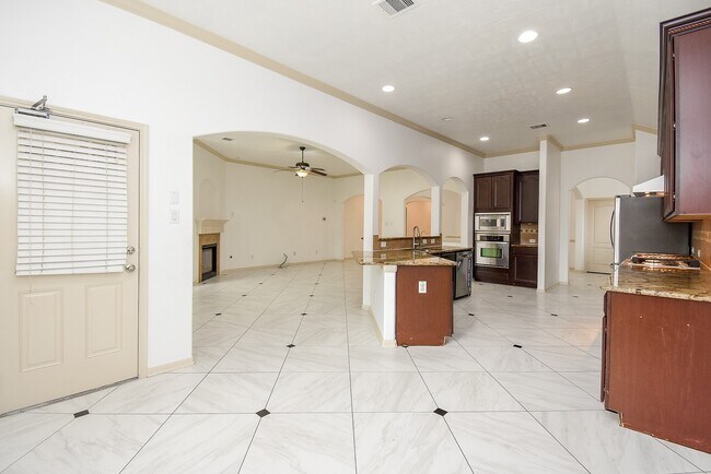 Foto del edificio - 6822 Clemson Ln