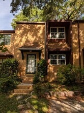 Building Photo - 1818 Larette Dr