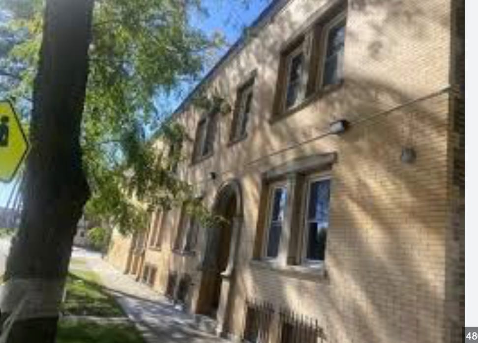 Foto principal - 300 W 75th St