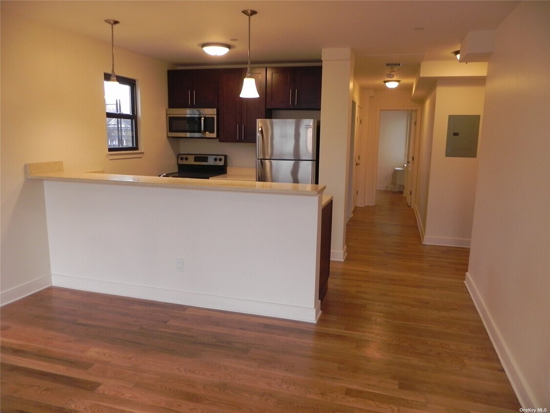 1 Herbert Ave Unit 2A, Port Washington, NY 11050 Apartment for Rent