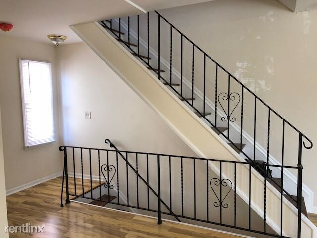 Foto del edificio - 388 Monmouth St