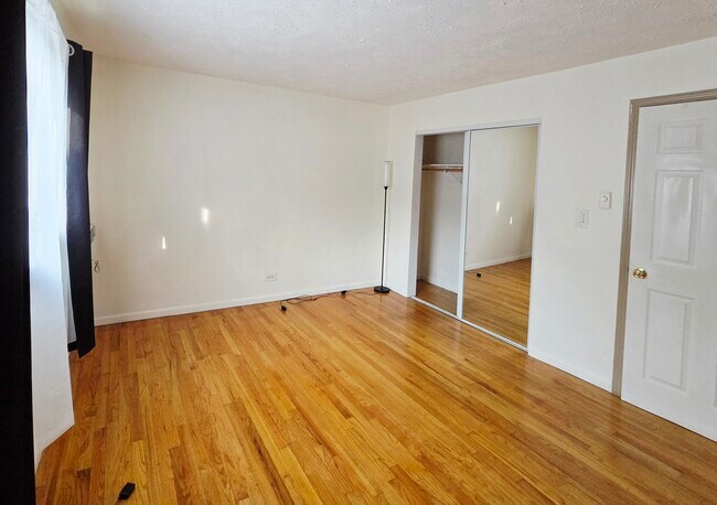 Foto del edificio - 2205 Arbor Cir
