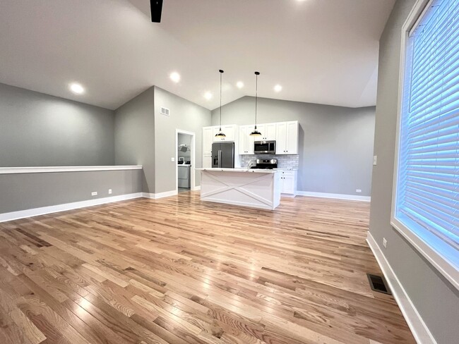 Building Photo - 958 Partridge Cir