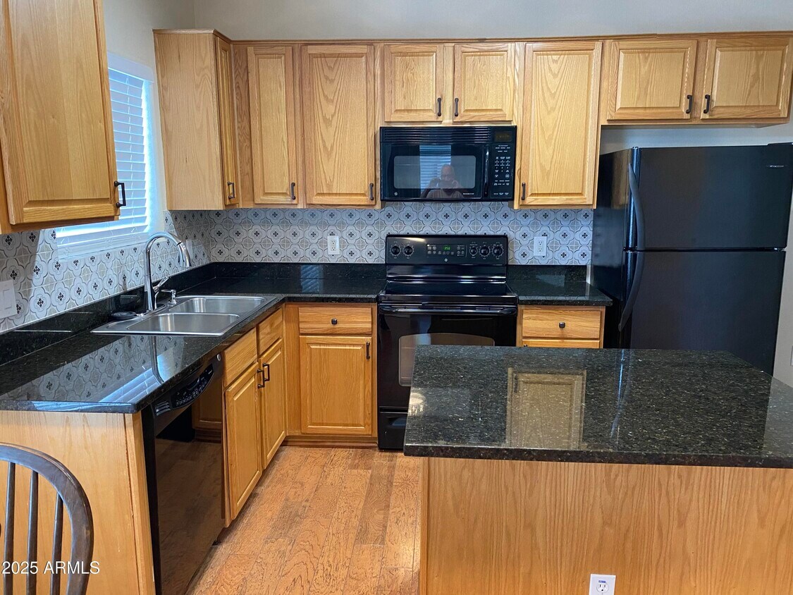 Foto principal - 17150 N 23rd St