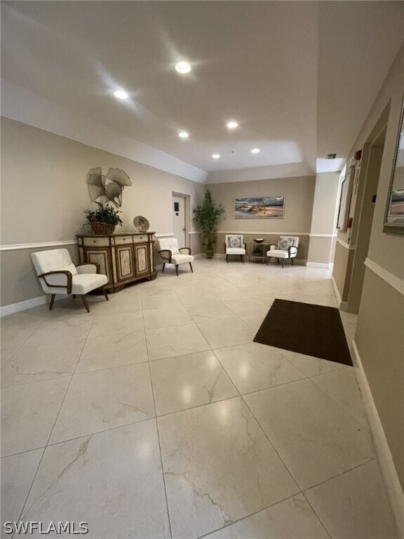 Building Photo - 9111 Southmont Cove