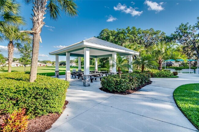 Foto del edificio - 3872 Shimmering Oaks Dr