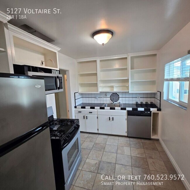 Foto del edificio - 5127 Voltaire St