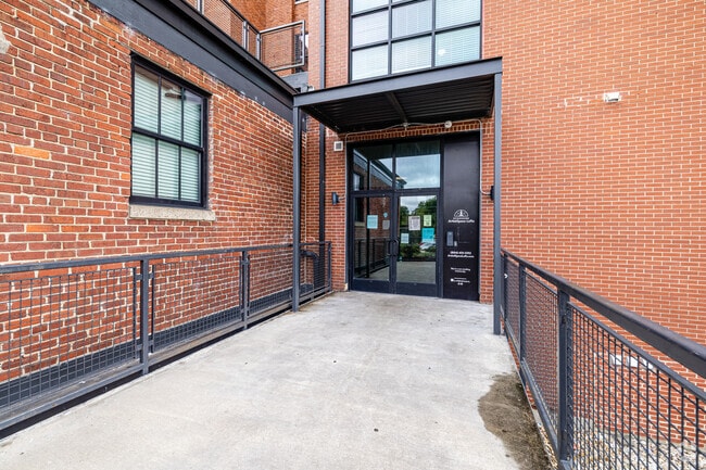 Leasing Office - Petersburg ArtistSpace Lofts
