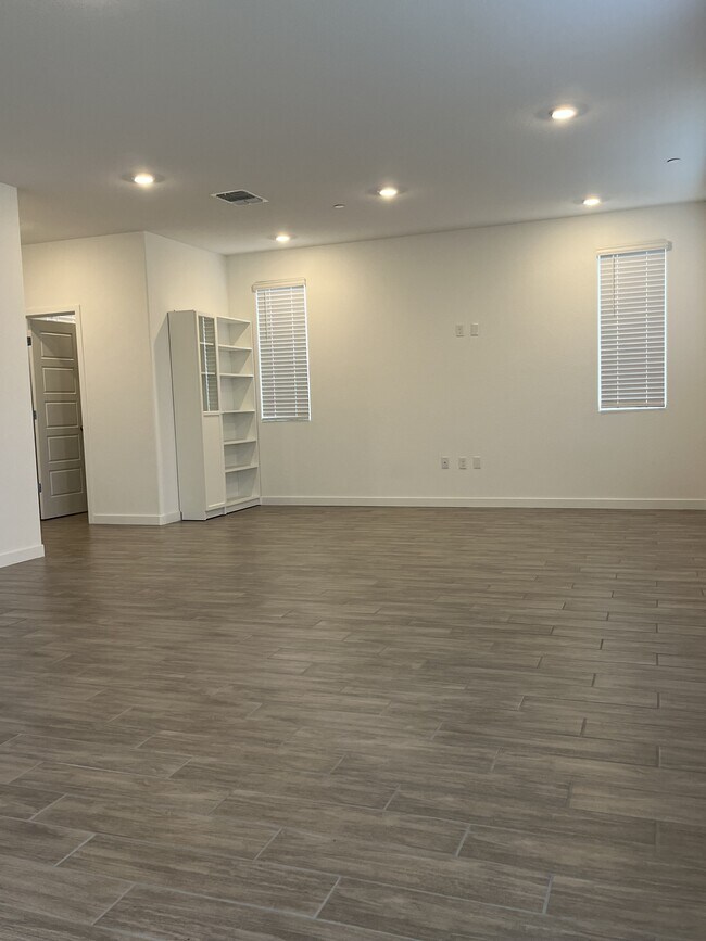 Foto del edificio - 1432 Algodon Rd