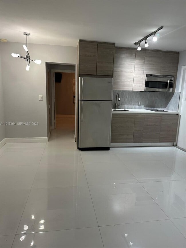 Foto del edificio - 323 Washington Ave