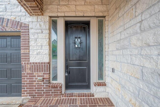 Foto del edificio - 27807 Tamara Branch Ln