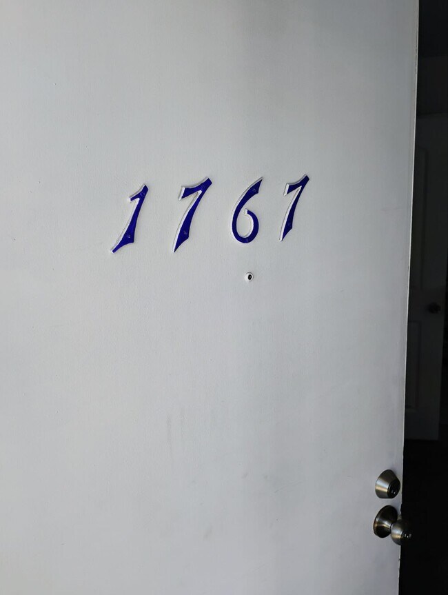 Foto del edificio - 1773 28th Ave