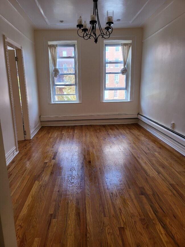 Building Photo - 22 Lefferts Ave