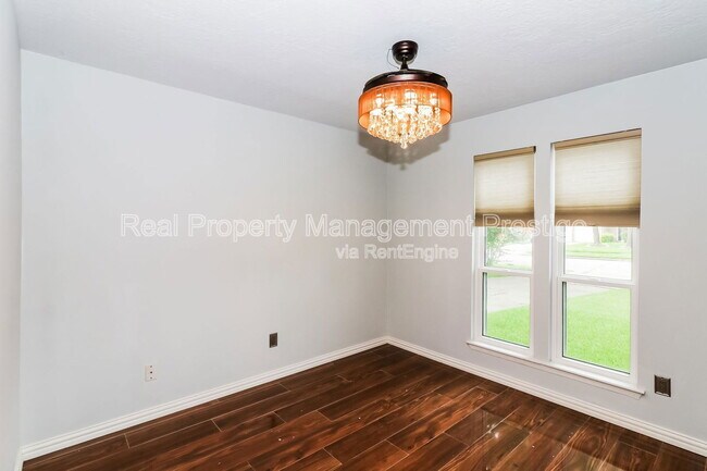 Foto del edificio - 826 Bradwell Dr
