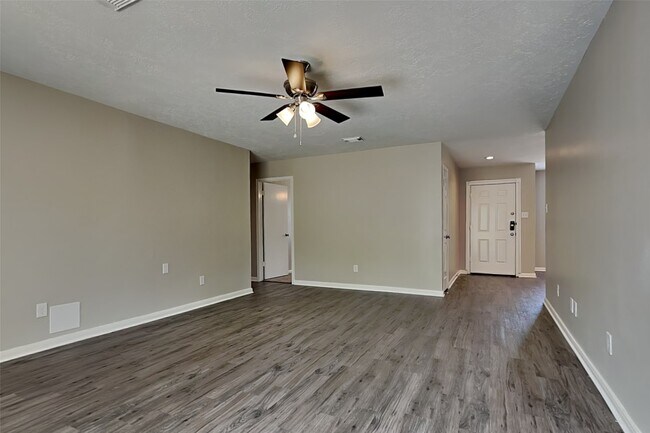 Foto del edificio - 29122 Waltham St