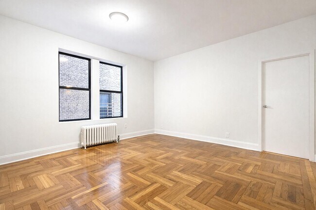 Foto del edificio - 664 W 163rd St