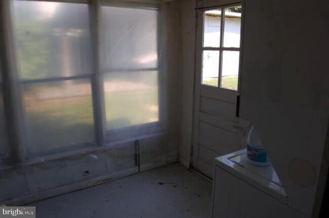 Foto del edificio - 2 Spruce Ln