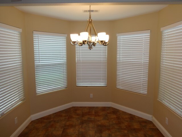 Building Photo - 8502 Persimmon Dr
