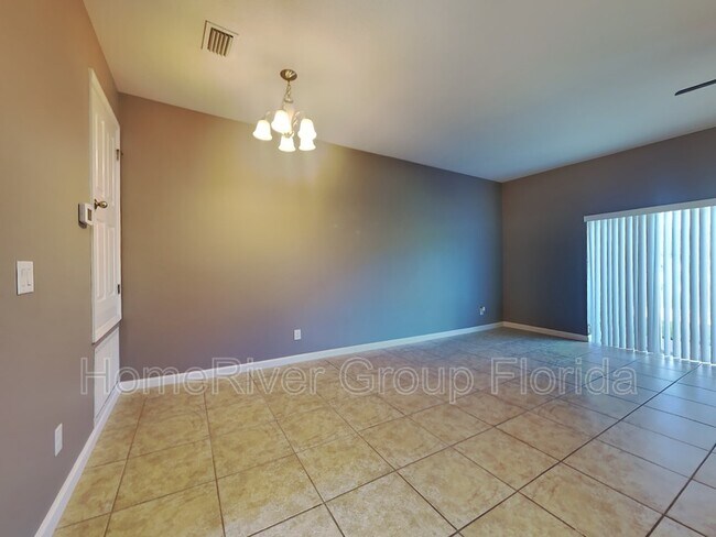 Building Photo - 2695 Revolution St