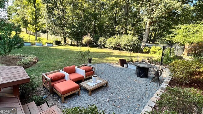 Foto del edificio - 1706 Murphy Ln