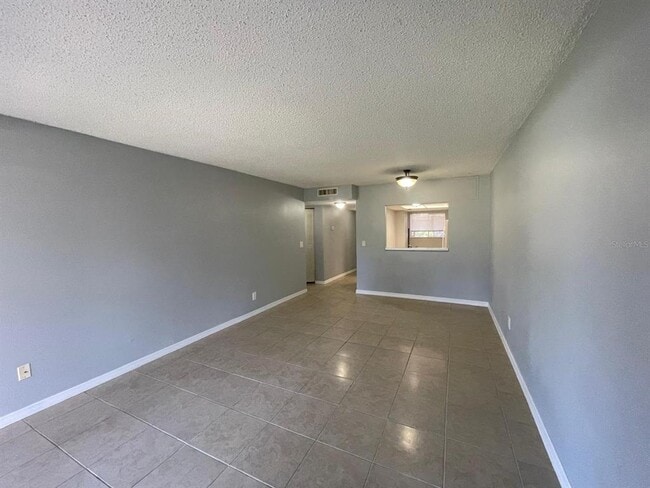 Building Photo - 6346 Newtown Cir