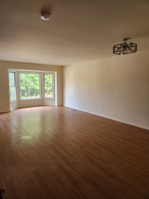 Foto del edificio - 603 Twin Brook Ln
