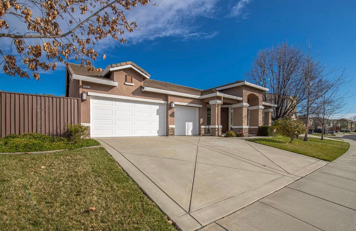 Primary Photo - 3867 Quarryville Ct
